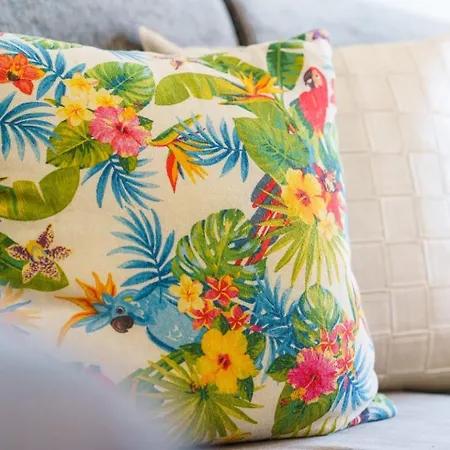 Guestready - Ocean-view Retreat In