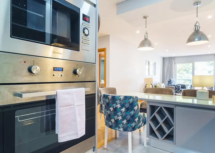 Guestready - Ocean-view Retreat In * Caniço